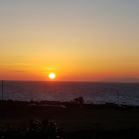 Bed and Breakfast Sunrise View Castlemagee Экстерьер фото