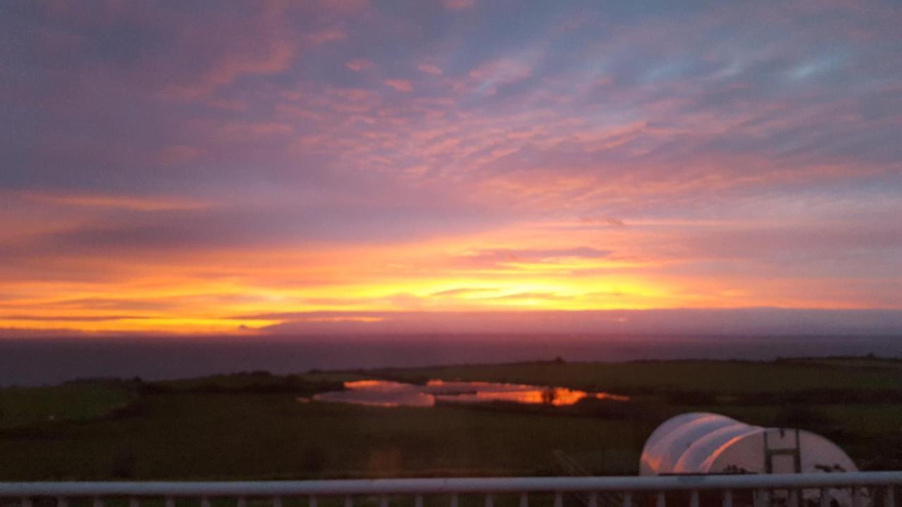 Bed and Breakfast Sunrise View Castlemagee Экстерьер фото